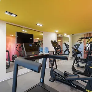 4* מלון Savhotel Aemilia