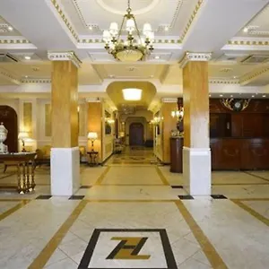 4* מלון Zanhotel Europa